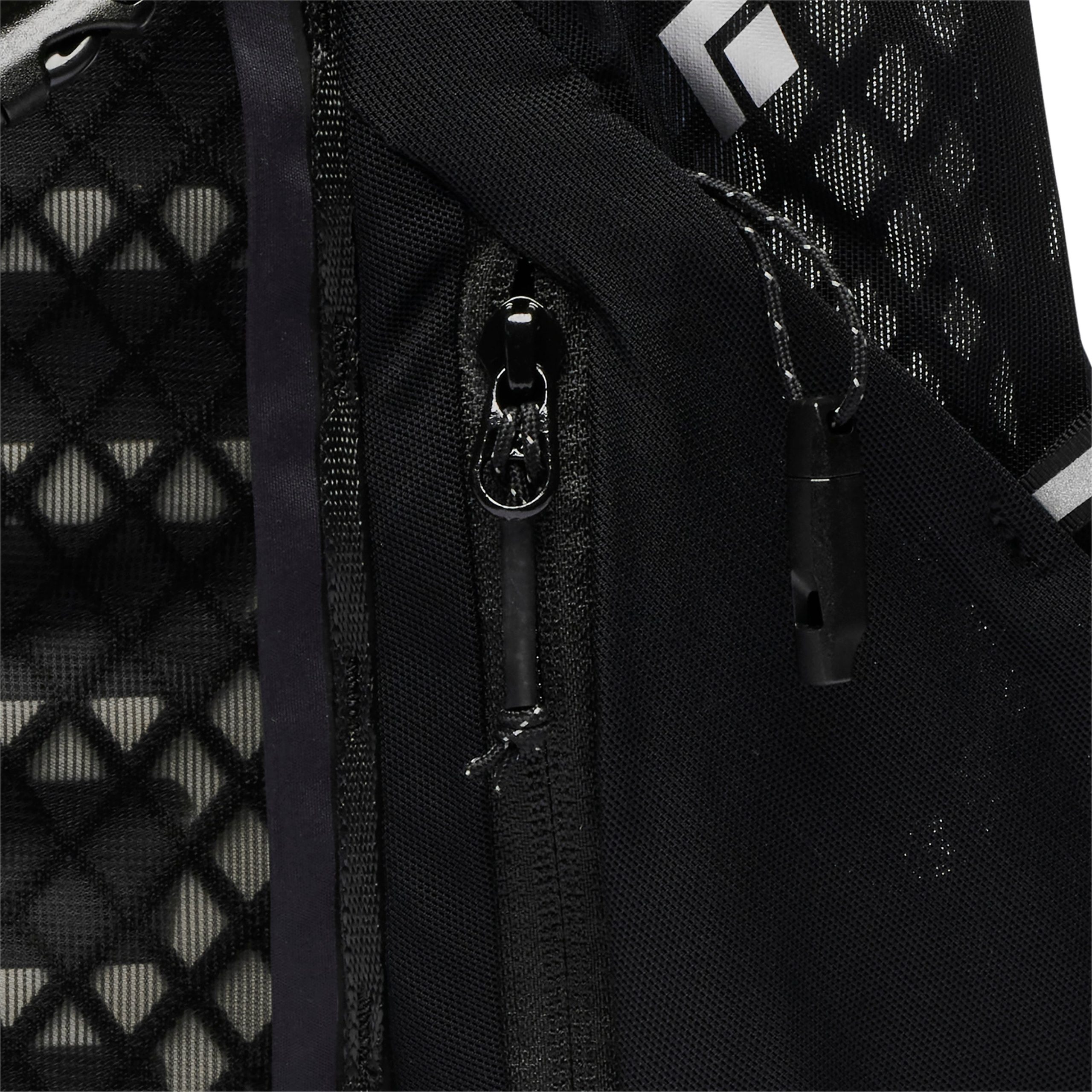 Women's Distance 8 Backpack - Image 15