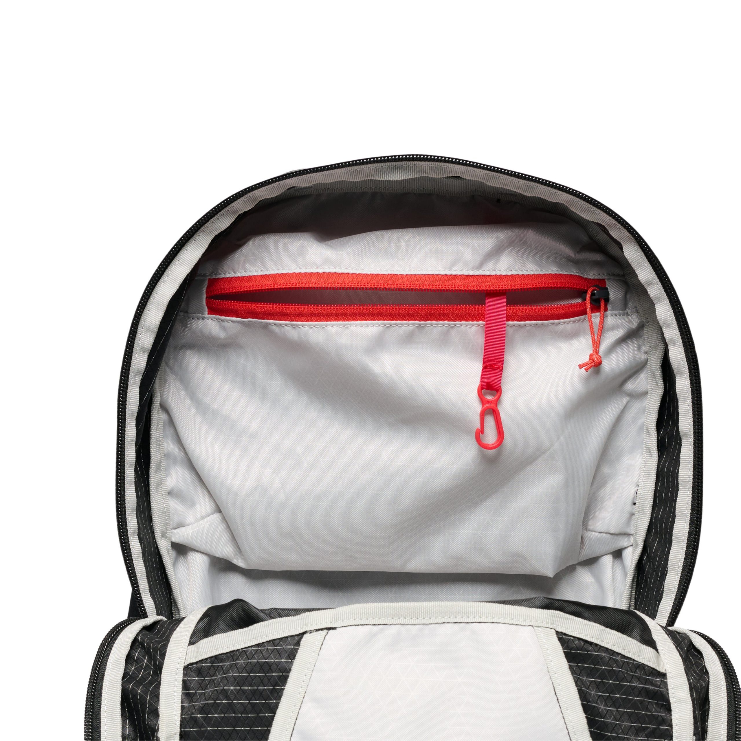 Women's Pursuit 15 Backpack - Image 6