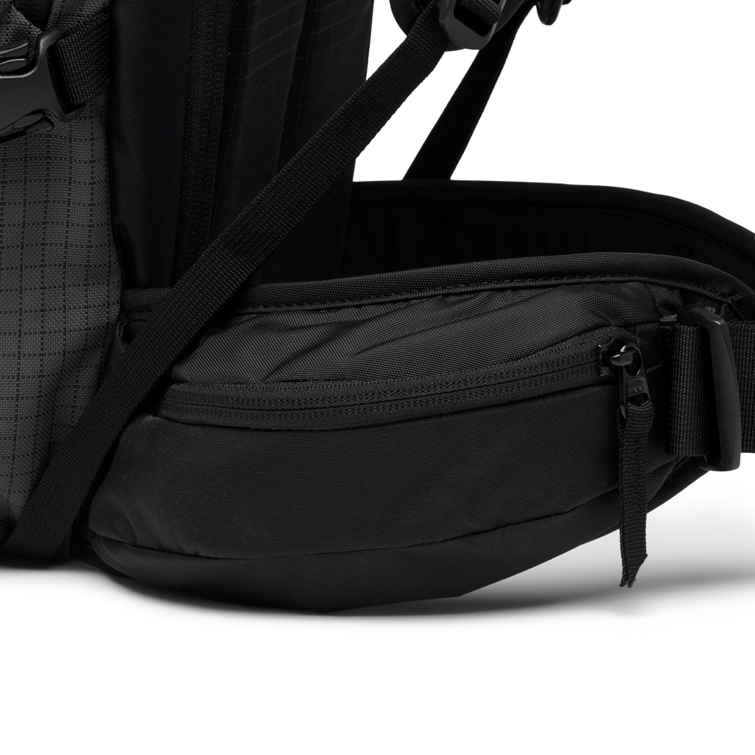 Helio 30 Backpack - Image 4